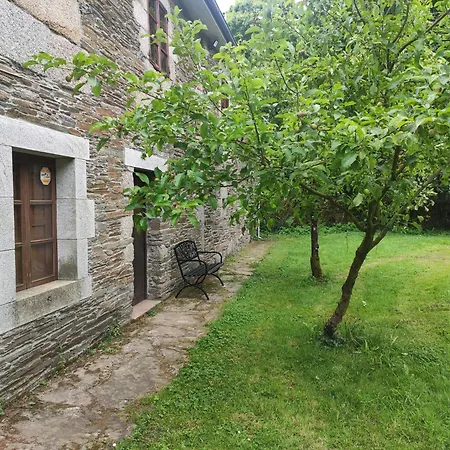 Casa Moucheiro Lugo